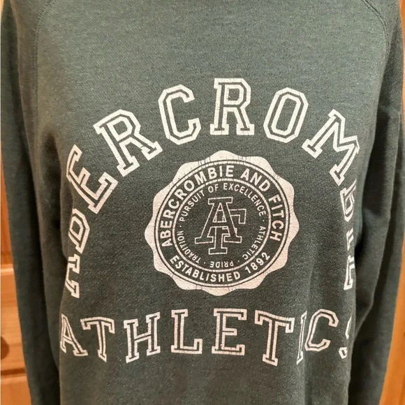 Abercrombie & Fitch Olive Green Knit - Picture 2 of 8